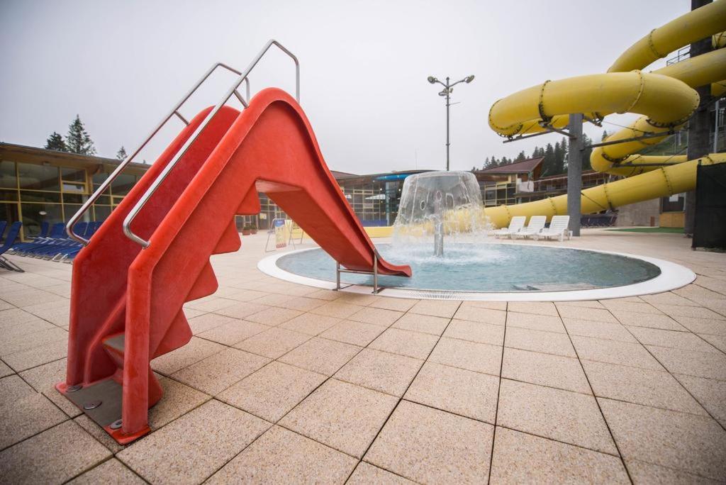 Apartmany Meander Thermal & Ski Rezort אוראביצה מראה חיצוני תמונה